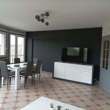Joli Appartement Type 5 En Centre Ville Châteauroux Dış mekan fotoğraf